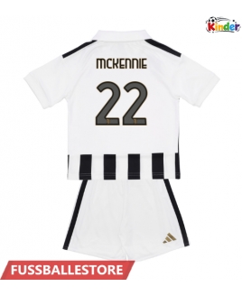 Günstige Juventus Weston McKennie #22 Heimtrikotsatz Kinder 2026-27 Kurzarm (+ Kurze Hosen)
